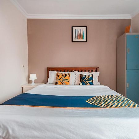Spot On 2033 Kayumanis Homestay Syariah Jakarta Kültér fotó