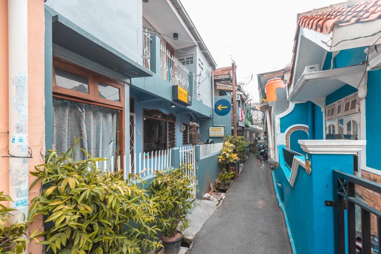 Spot On 2033 Kayumanis Homestay Syariah Jakarta Kültér fotó